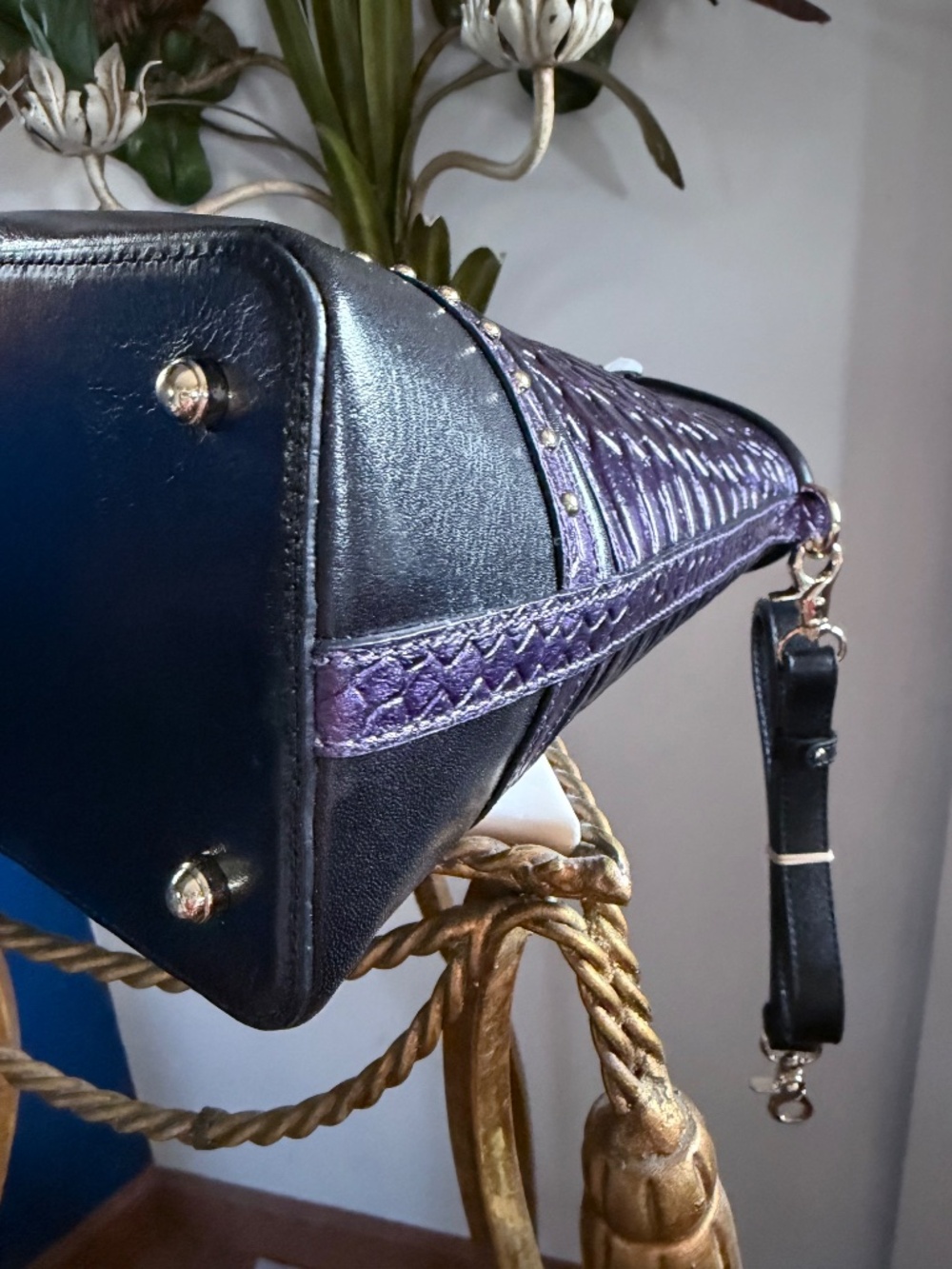 💜🤩 NWT Brahmin Ultraviolet Altair Elaine Handbag Purple Black Snake Studs 🤩💜 - Picture 12 of 16